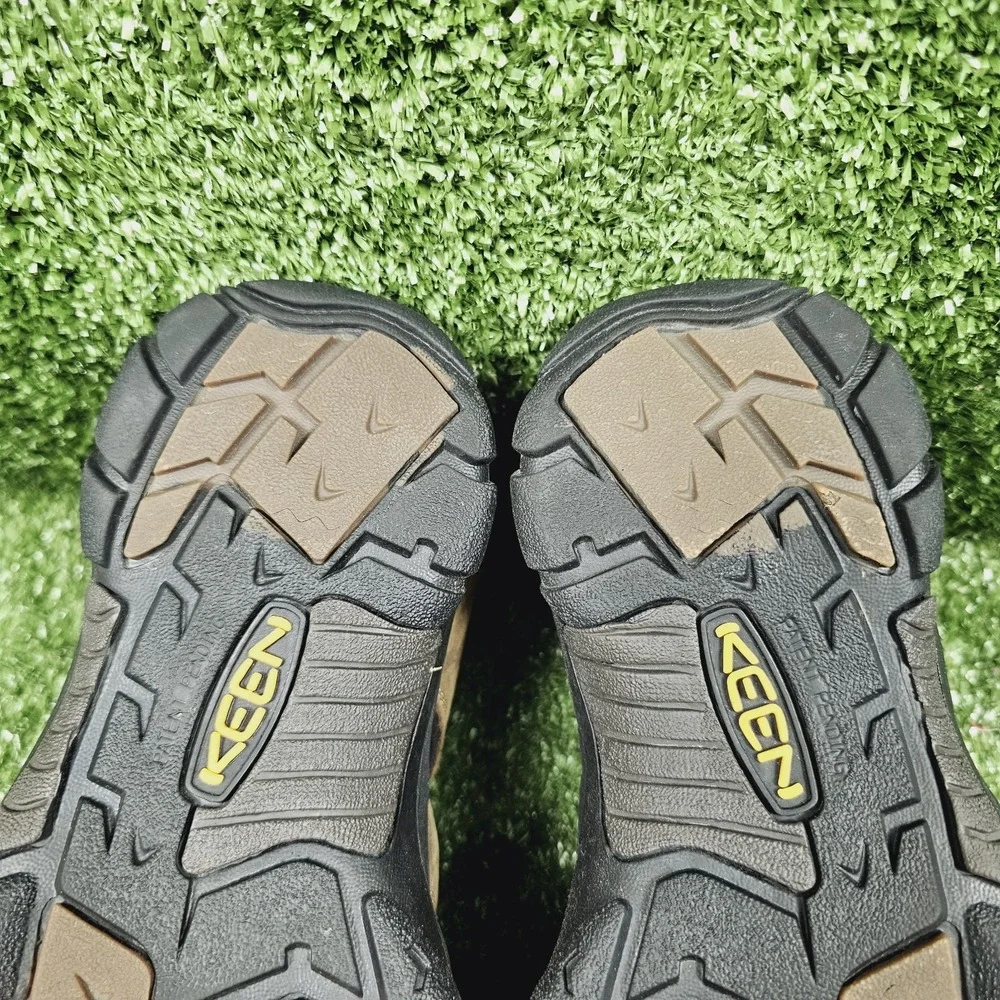 KEEN Newport H2 Brown Leather Athletic Trail Hiking Outdoor Sandals Mens Size 9
